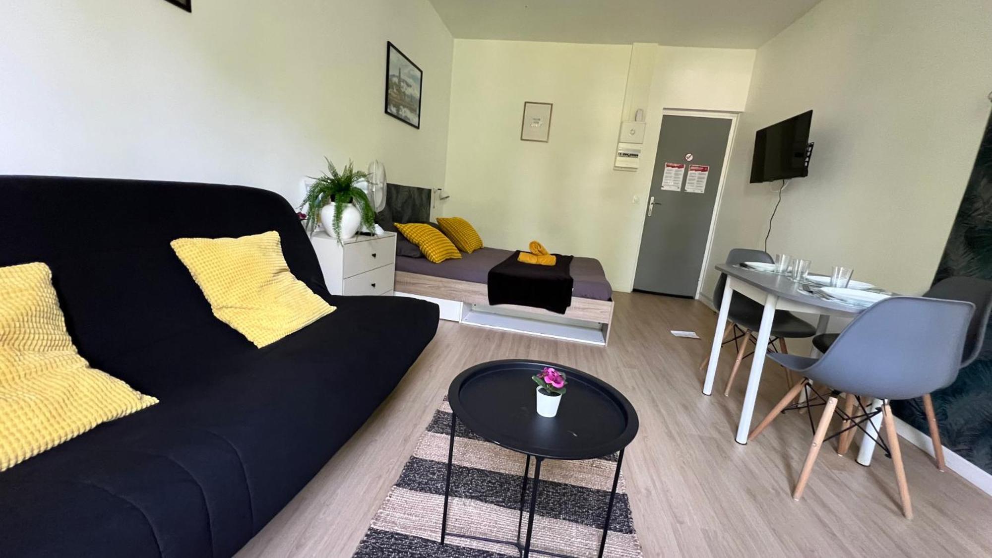 Studios Cozy 2A4 Pers Avec Jardin I Proche Futuroscope Châtellerault Esterno foto