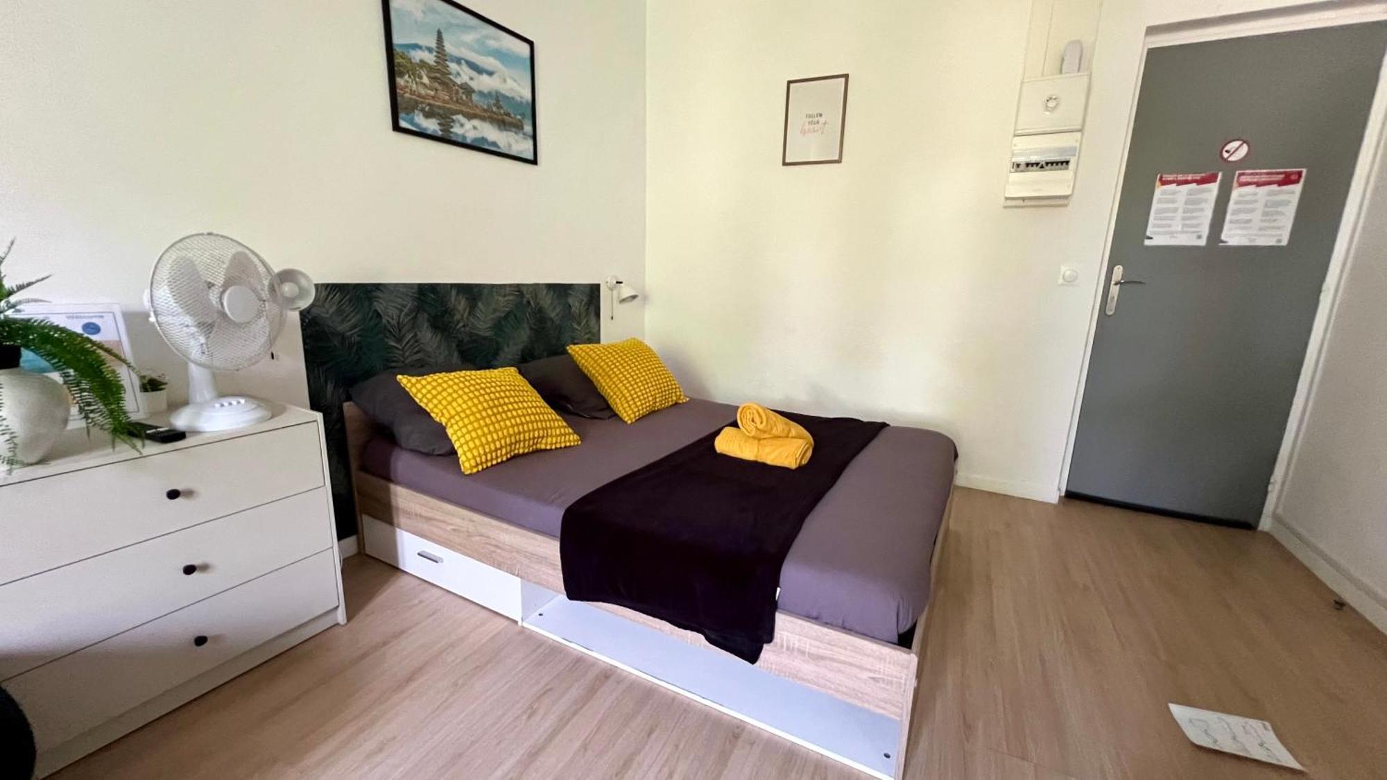 Studios Cozy 2A4 Pers Avec Jardin I Proche Futuroscope Châtellerault Esterno foto